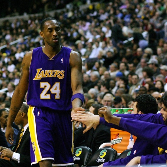 Men’s Adidas Lakers Away Shorts XXL - Picture 5 of 5